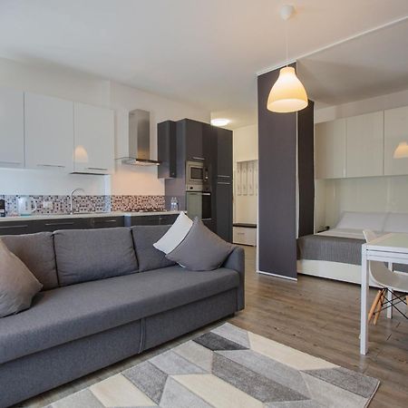 San Siro'S Lights Apartment Milano Ngoại thất bức ảnh